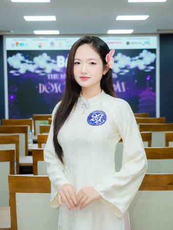 Ung Thị Tuyết Nhi